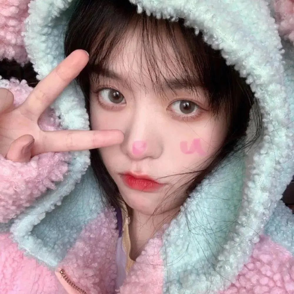 在凡妲的小房间里